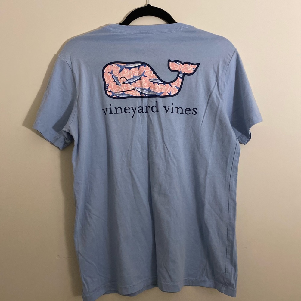 VINEYARD VINES TEE (boys L)